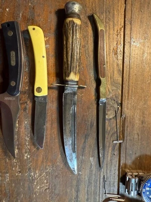 3 Vintage , 1 modern Knife lot Case, Shrade, JJ Martinez, York Cutlery - Image 1 of 4