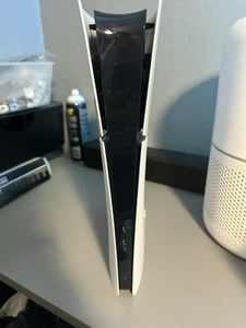 PS5 slim digital - Picture 1 of 4