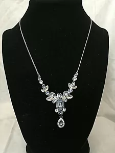 Brand NEW - Givenchy Silver-Tone Multiple Crystal Lariat Necklace NWT - Picture 1 of 1