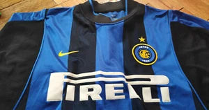 Inter Milan Home 2000-01 Nike Medium. Very good condition. Number 2 on back - Picture 1 of 5