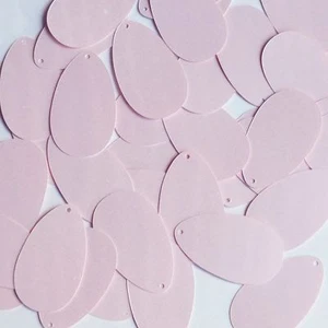 Lentejas sueltas de costura perla satinada rosa pálido opaca de 1,25" lentejuelas de gota de pera - Imagen 1 de 2