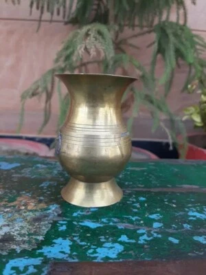 Olla de agua bendita Abhishek de colección de latón religiosa templo jainista adoración a Dios Foto 1 de 4