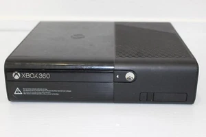Microsoft Xbox 360 E Model 1538 nur Konsole Schwarz Gaming System - Bild 1 von 7