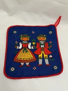 Soporte para ollas escandinavas de colección floral niño niña MCM danés KOLF azul rojo RARO - Imagen 1 de 3