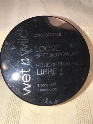 Wet n Wild PhotoFocus Loose Setting Powder, NEW Translucent 520B, 0.7 oz - Image 1 of 4