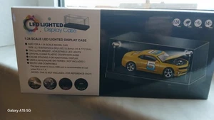 LED Vitrine für  1/18  1/24 1/43  Guter  Zustand - Bild 1 von 4