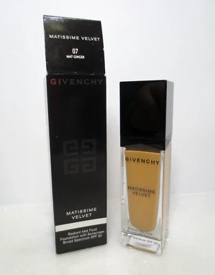 GIVENCHY MATISSIME VELVET RADIANT MAT FOUNDATION SPF 20 - #07 MAT GINGER BOXED - Image 1 of 3