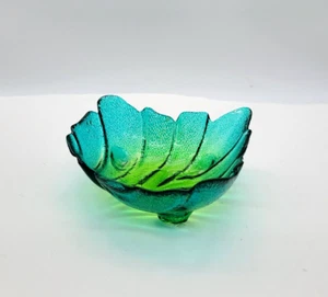 Vintage Pressed Glass Leaf Dish Rare Two Tone 6" X 6" 1960's ? - Picture 1 of 5