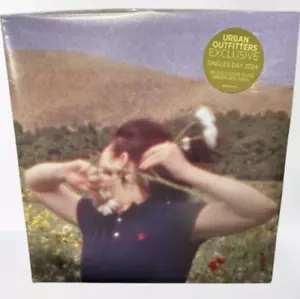 Billie Eilish Birds of a Feather Singles Day Urban Outfitters 7" Olive Vinyl - Picture 1 of 6