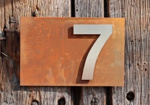 NEU Cortenstahlschild Edelstahlziffern Hausnummer Hausnummernschild Edelrost - Bild 1 von 3
