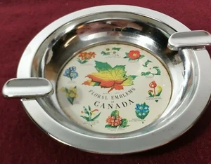 Vintage Floral Emblems of Canada Metal Ashtray Souvenir Flowers Free Shipping - Foto 1 di 3