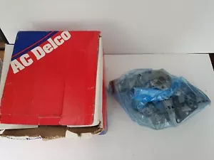 Fits Renault 20 TL 1647cc Water Pump 1976 to 1979 AC Delco New Old Stock - Picture 1 of 12