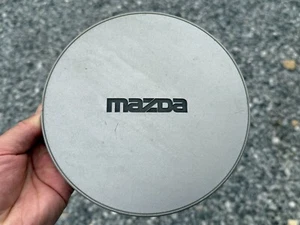MAZDA 929 MPV OEM WHEEL CENTER CAP SILVER 1988 1989 1990 1991 H268 37 190 - Picture 1 of 2