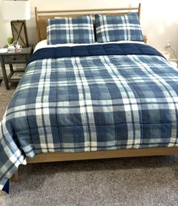 Nautica Full/Queen Comforter and Shams Reversible Plaid and Navy Blue - Picture 1 of 21