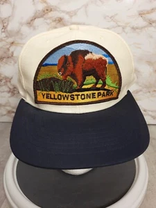 Cappello snapback vintage Yellowstone Park bianco grande toppa - Foto 1 di 14