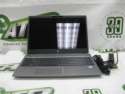 Portátil HP ZBook 15v G5 Xeon E-216M 2,7 GHz 16 GB de RAM sin disco duro Windows 10 Pro certificado de autenticidad. Foto 1 de 4