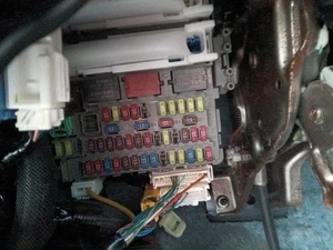 15 HONDA CRV Cabin Fuse Box - Picture 1 of 1