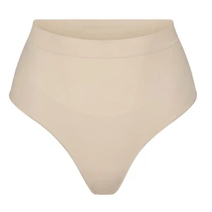 Skims Seamless Sculpt Mid Waist Tanga Shapewear Größe Medium - Bild 1 von 5