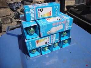 Ein Dutzend unbenutzter Energiesparer E27, 6 Watt warmweiße Glühbirnen von Modo - Bild 1 von 4