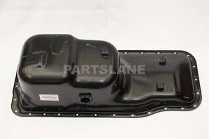 12101-17131 Toyota Land Cruiser HDJ100 1HDFTE Diesel Turbo OEM Engine Oil Pan - Picture 1 of 7