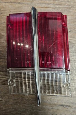 Объектив заднего фонаря правый пассажирский 1962 AMC Rambler Ambassador от оригинального производителя - Изображение 1 из 4