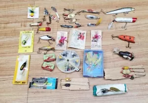 VINTAGE QUALITY Fishing Lure Lot Estate Find Heddon Tiny Runt Creek Chub Plunker - Picture 1 of 13