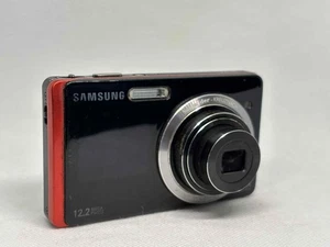 Samsung ST550 Digital Compact Camera w/ Schneider 4.6x Optical Zoom - Spares - Picture 1 of 14