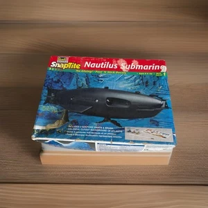 Revell/Monogram Model Kit 1/100 Nautilus Submarine Good Condition - Picture 1 of 9
