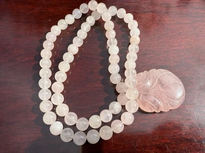 Collar y colgante de cuarzo rosa tallado chino vintage  Foto 1 de 4