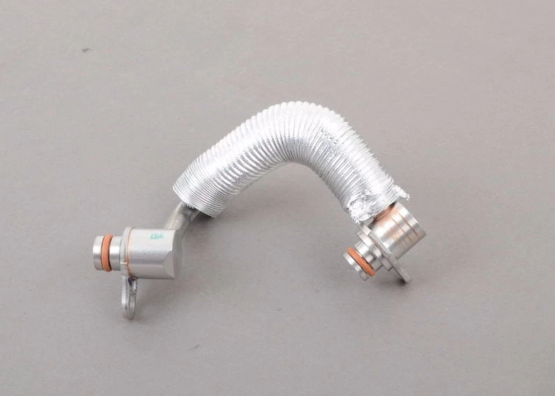 Línea de retorno de tubería de refrigerante turbo serie BMW X1 X3 X4 2 3 4 5 20i 28i Foto 1 de 1