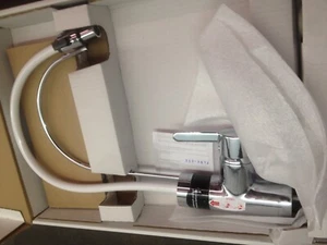 KLUDI elektr.Spültisch-Einhebelmischer E-GO mit Netzstecker u. Doppelb 422050575 - Bild 1 von 4