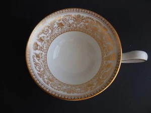 WEDGWOOD FLORENTINE GOLD TEA CUP PEONY SHAPE EXCELLENT CONDITION W4219 DRAGONS - Picture 1 of 10