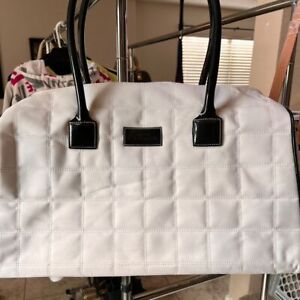 Givenchy Parfums Quilted Duffle Tote Bag White Faux Leather Unisex Travel Zip