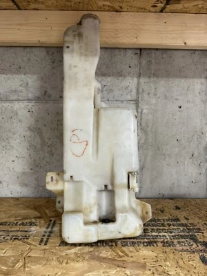 1999-2006 gmc sierra chevy silverado yukon tahoe burb windshield wiper resavoir Foto 1 de 3