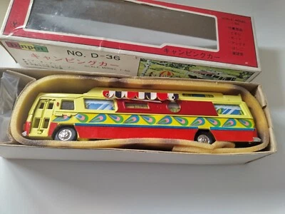 Diapet d-36 Mitsubishi Travel Bus, 1:50 scale, very good condition - Image 1 of 4