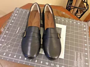 Women's ARRAY Black Leather Loafers slip- on shoes Size 12M - Picture 1 of 15