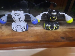 Robo Kombat X  Two Fighting Robots |Lights No Remotes - Picture 1 of 4