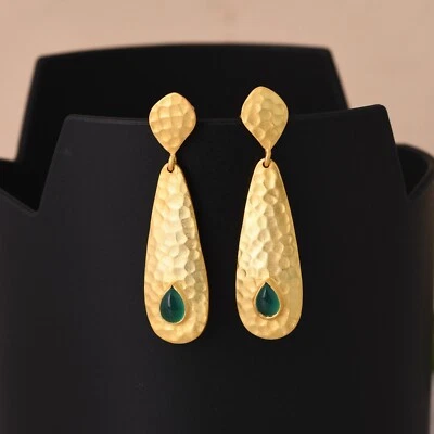 Кованые дизайнерские серьги из зеленого оникса позолота 18 карат ювелирные изделия - Изображение 1 из 4