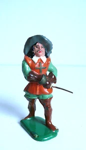 FIGURINES RF SÉRIE 3 MOUSQUETAIRES PLASTIQUE ET MÉTAL Ht 6,5 cm BON ÉTAT - Imagen 1 de 3