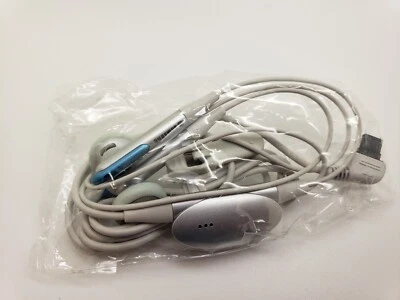 New Old Stock Samsung Stereo White/Blue Earphones AEP421SBE New Old Stock Retro - Image 1 of 4