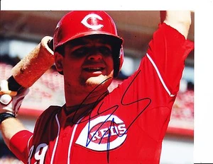 CINCINNATI REDS DEVIN MESORACO SIGNED STRETCHING 8X10 - Picture 1 of 1