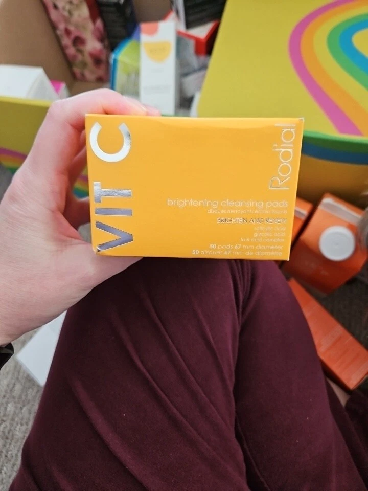 Crema facial iluminadora Rodial Vit C Souffle 50 ml/1,6 oz NUEVA Foto 1 de 1