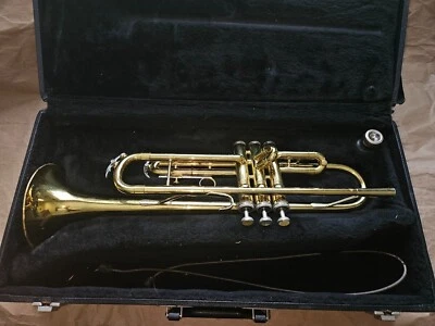 Trompeta King Tempo 600, EE. UU., con estuche y MP, muy buen estado Foto 1 de 4