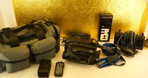 Sony Video Camera Recorder CCD-TR60E / Defekt / Ersatzteilspender - Bild 1 von 7