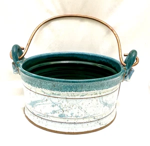 SUSAN GRIER 2020 © Studio Art Pottery VASE / POT with Copper Handle 8" X 4" - Picture 1 of 9