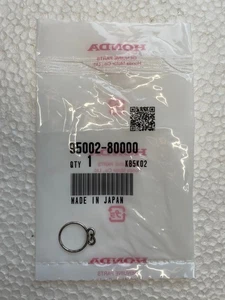 Honda NSF250R Moto3 Air Box Breather V-Tube Clip - CLIP, C12, TUBE 95002-80000 - Bild 1 von 4