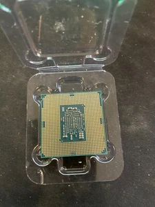 Intel Core i7-7700 Desktop Processor 3.6 GHz (Up to 4.2 GHz), 4 Cores, LGA 1151 - Photo 1/2