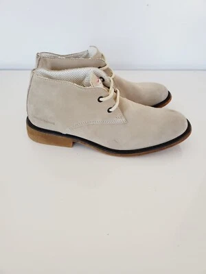 Calvin Klein Quent Gamuza Para Hombre Gris Chukka Botines Talla 9.5 Zapatos Foto 1 de 4
