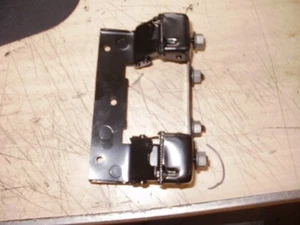 2014-2017 Chevrolet CORVETTE C7 Z06 - CENTER CONSOLE LID HINGE w/ Mounting Nut - Picture 1 of 2