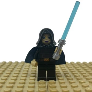 LEGO STAR WARS Barriss Offee Capa Negra Minifigura 8091 sw0269 Sable de Luz Azul - Imagen 1 de 6